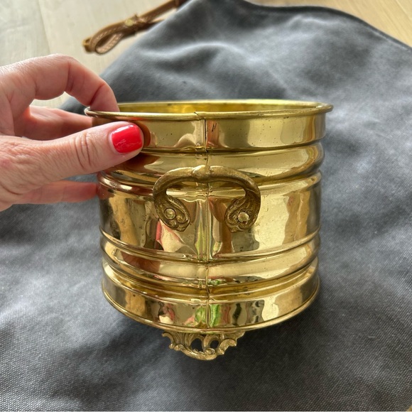 VINTAGE brass flower pot - Picture 4 of 7
